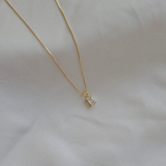 Baguette Rhinestone Charm Necklace Gold Filled on Box Chain - Picture 8 of 10